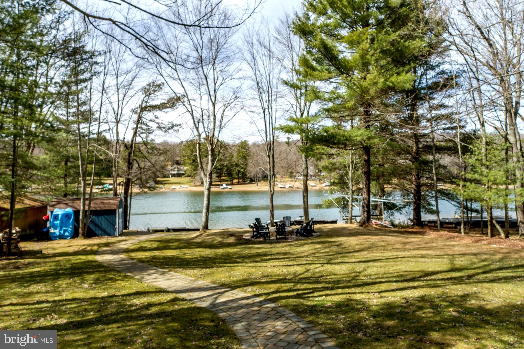 THOUSAND ACRES - Residential