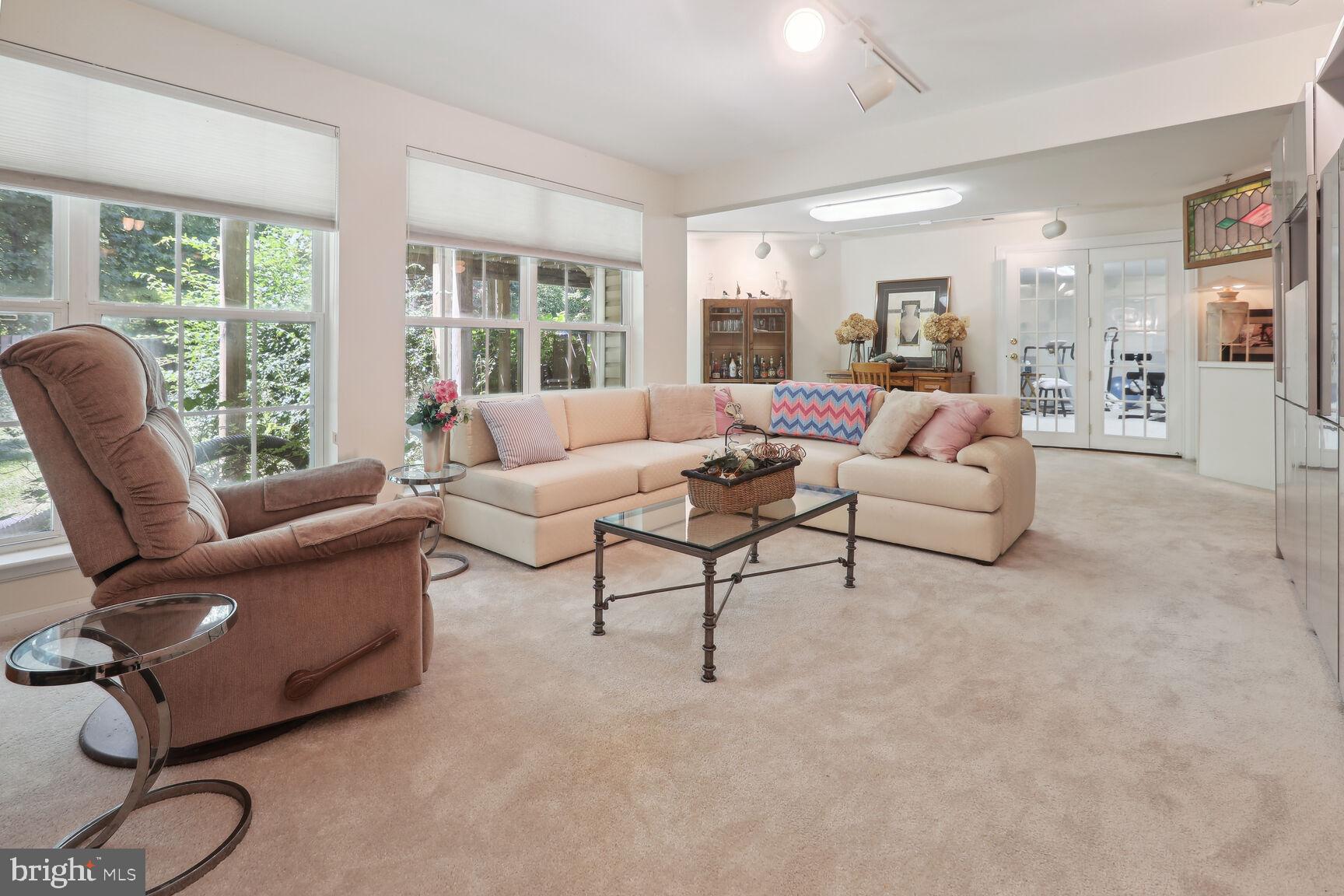 OWINGS MEADOWS - Residential