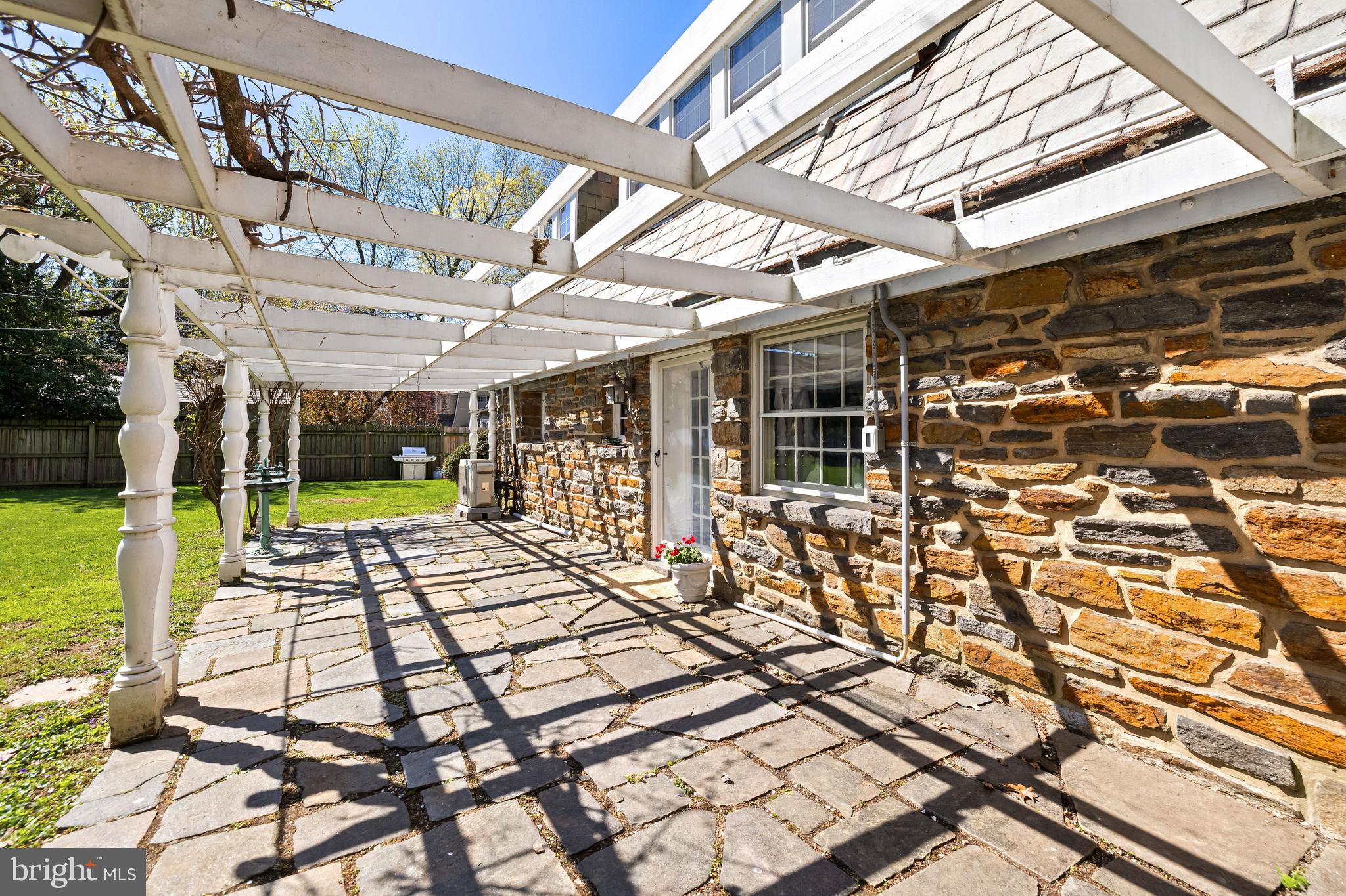 GUILFORD - Residential