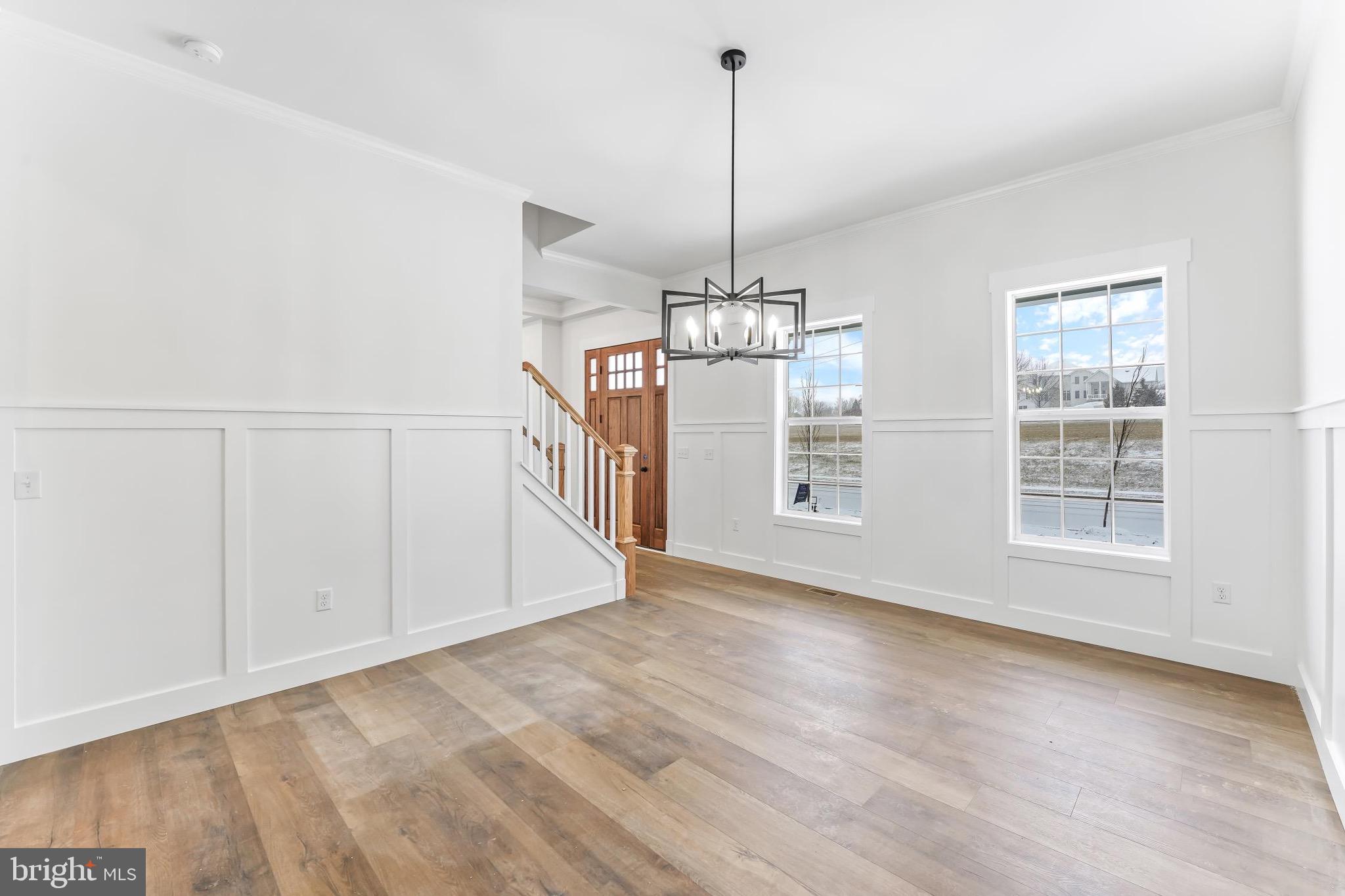 171 ELLICOTT ROAD