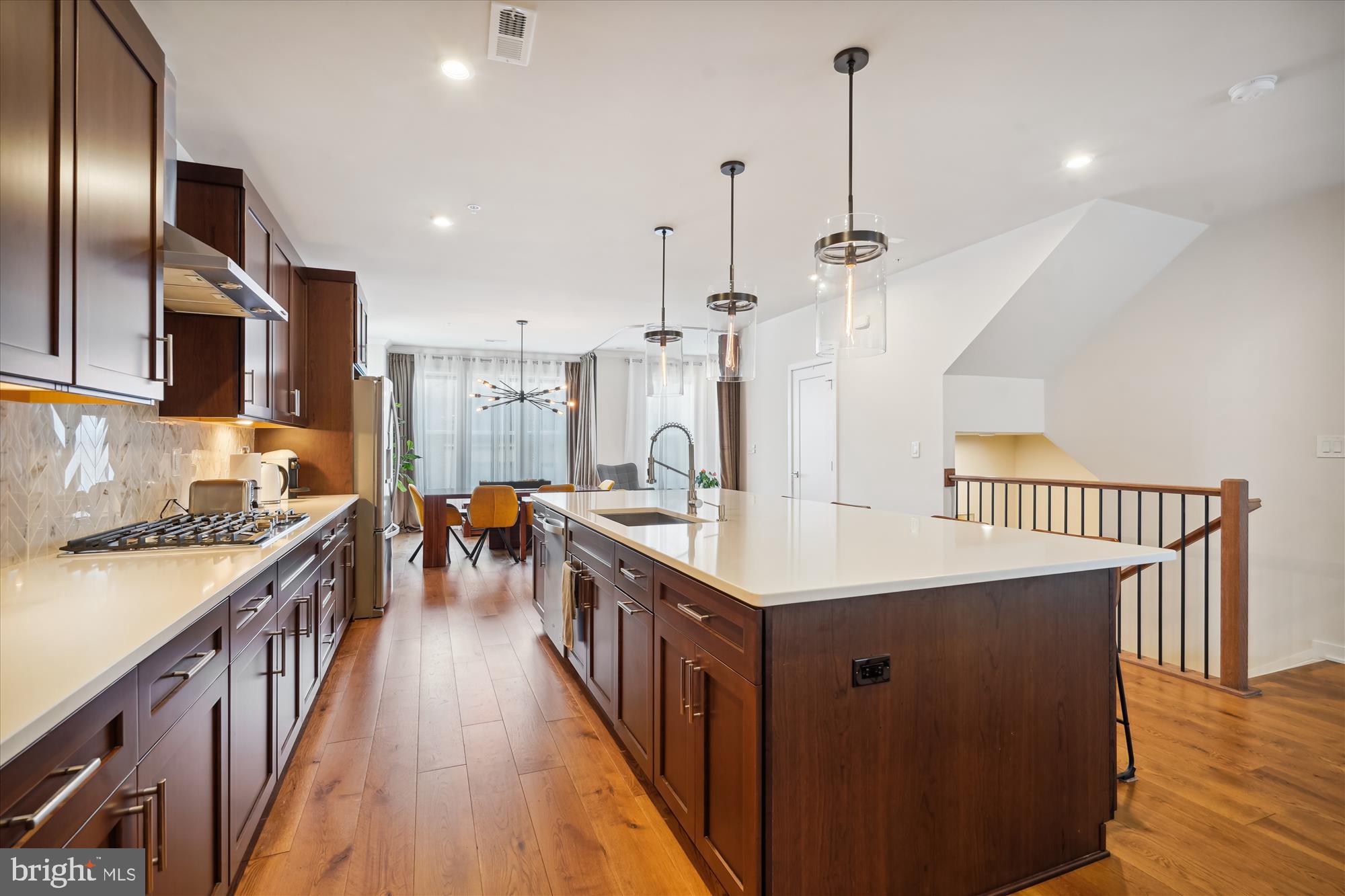 COMMONWEALTH PLACE AT WESTFIELDS - Residential Lease