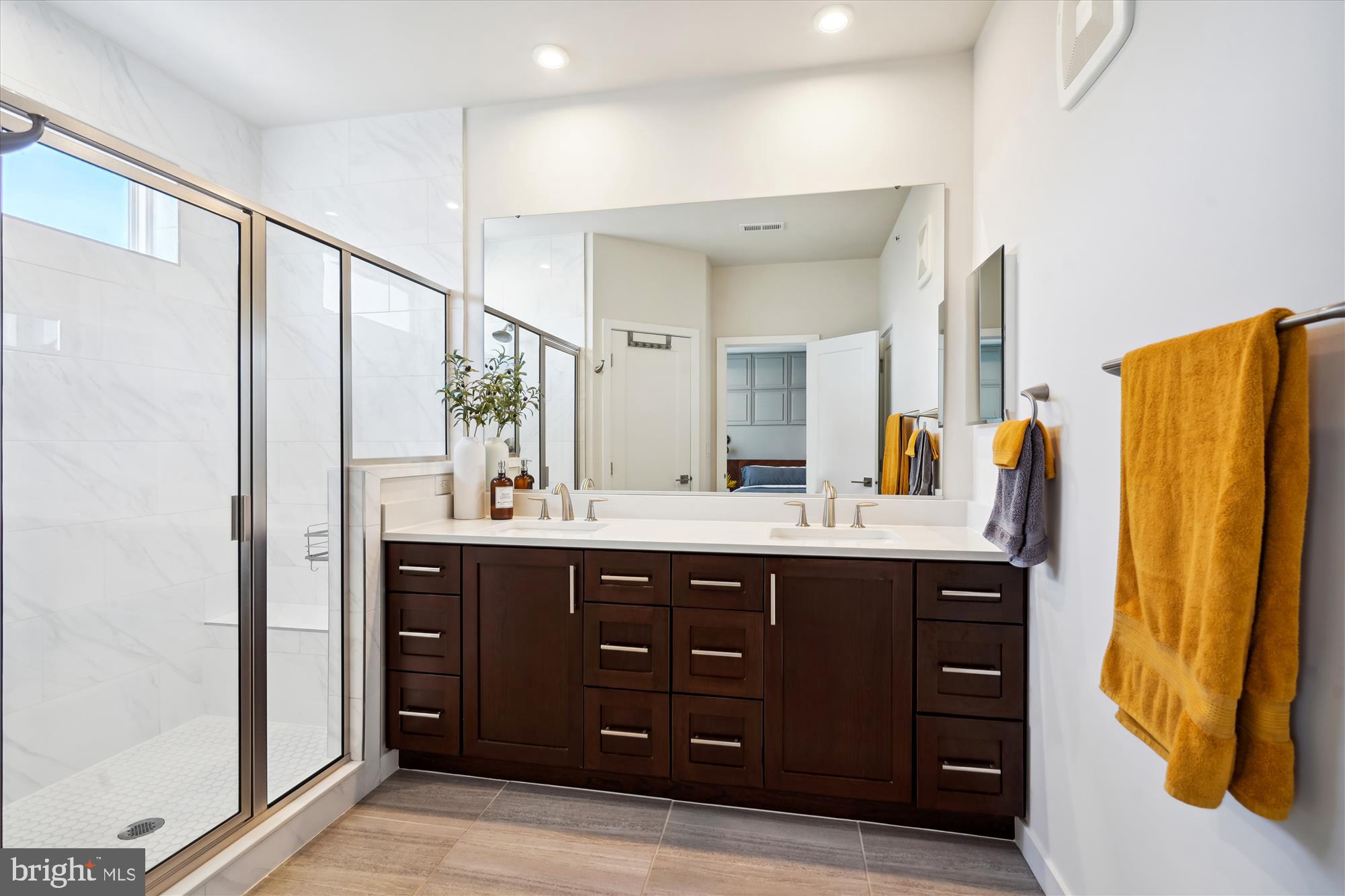 COMMONWEALTH PLACE AT WESTFIELDS - Residential Lease