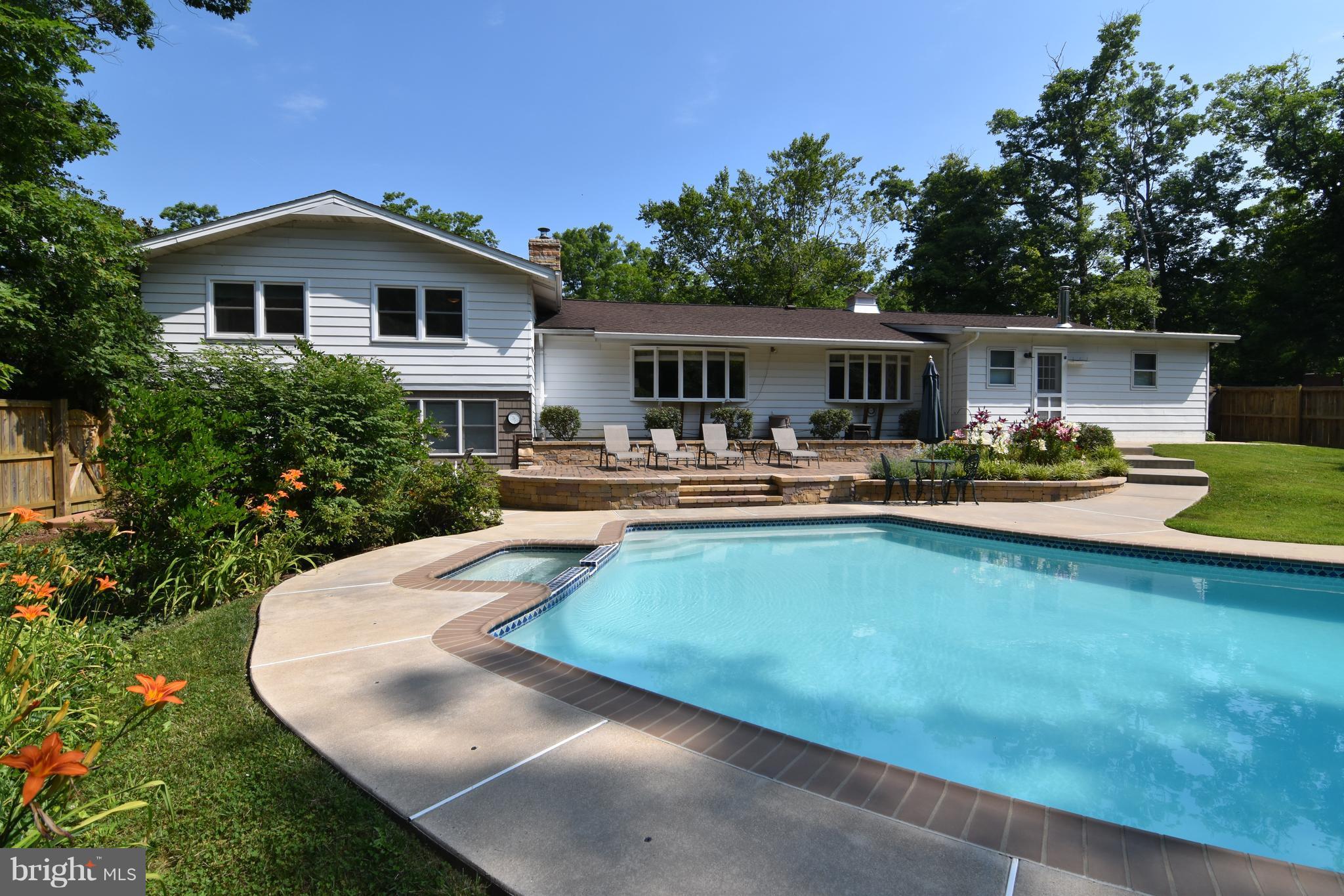 TOWN CREEK - Residential