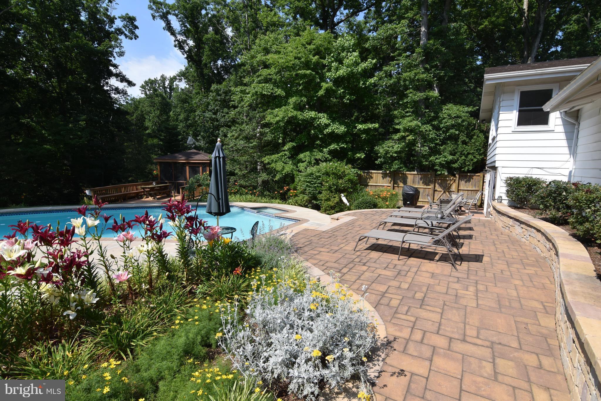 TOWN CREEK - Residential