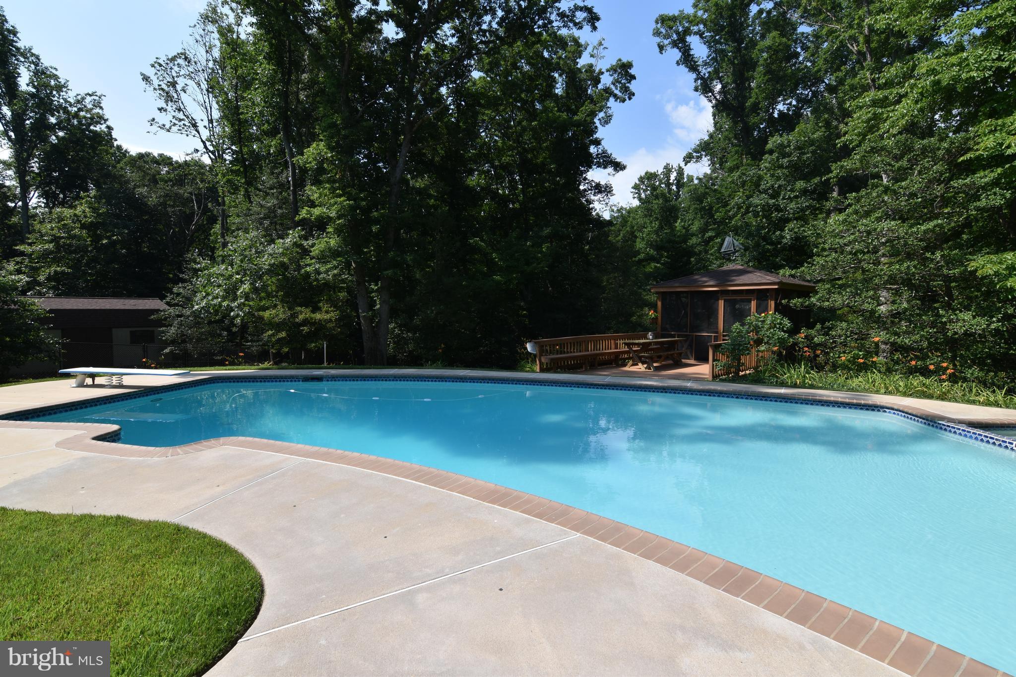 TOWN CREEK - Residential