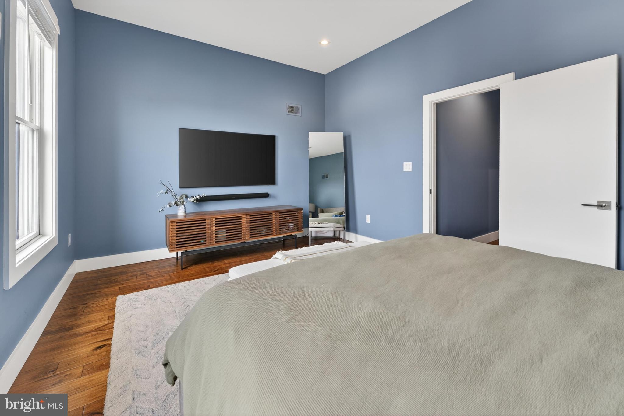 ART MUSEUM AREA - Residential