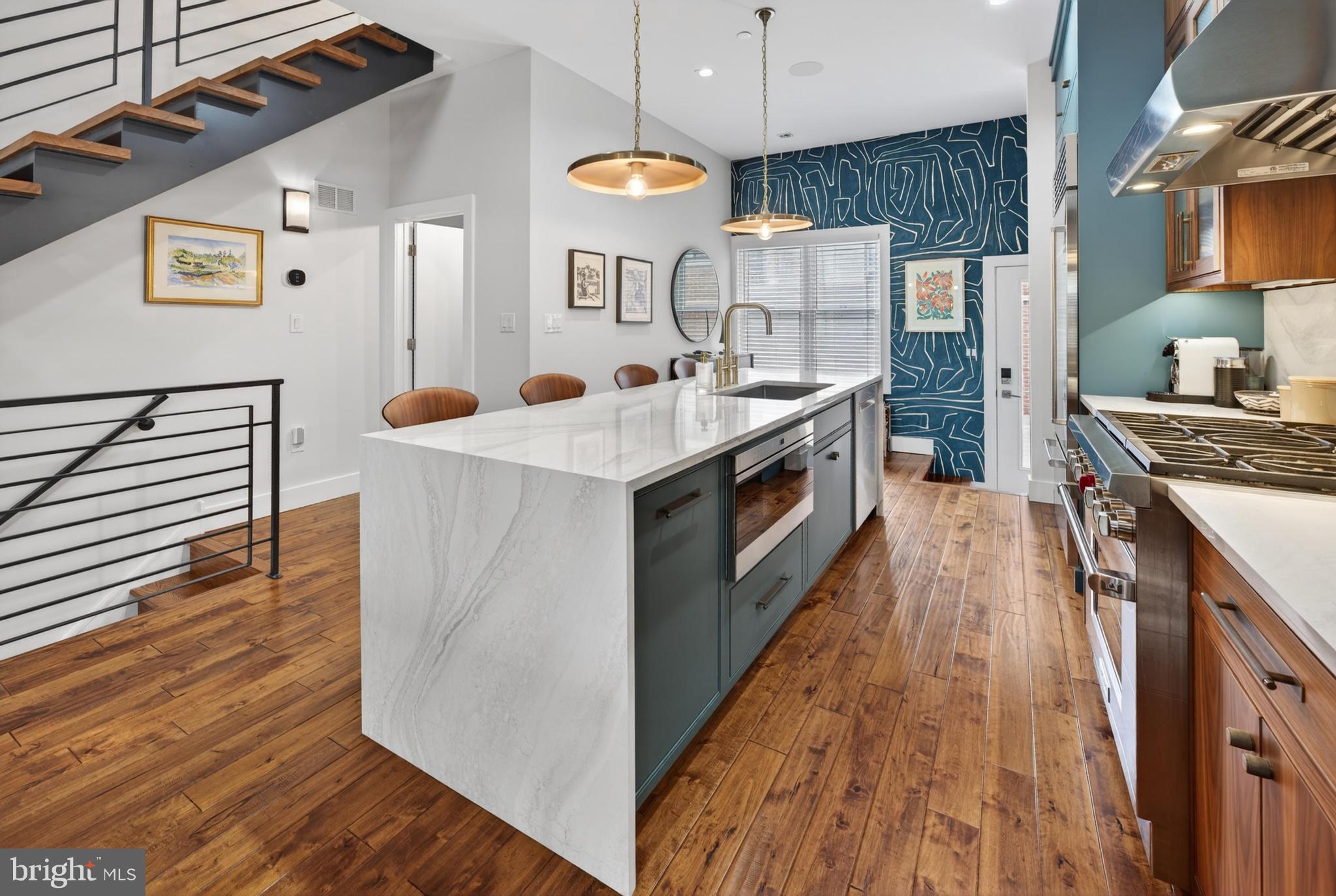ART MUSEUM AREA - Residential