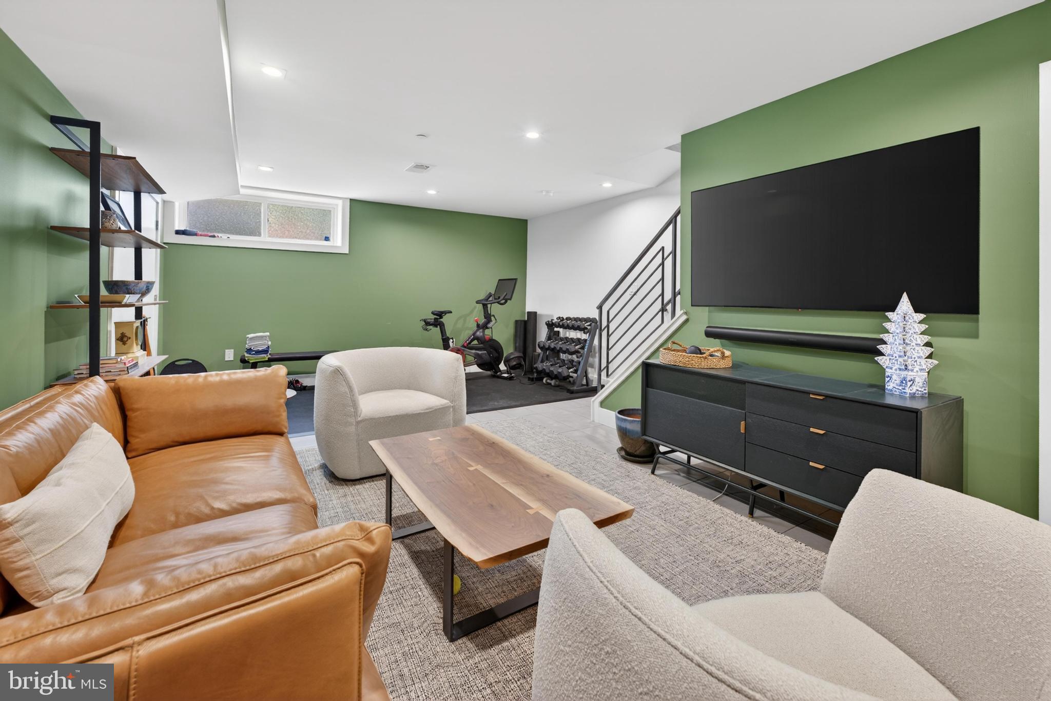 ART MUSEUM AREA - Residential