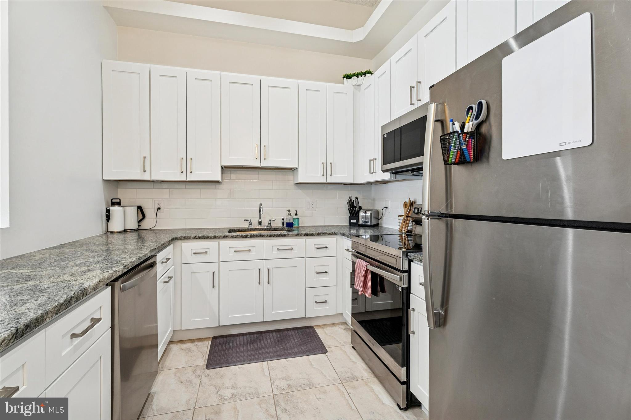 MONTGOMERY PLACE - Residential