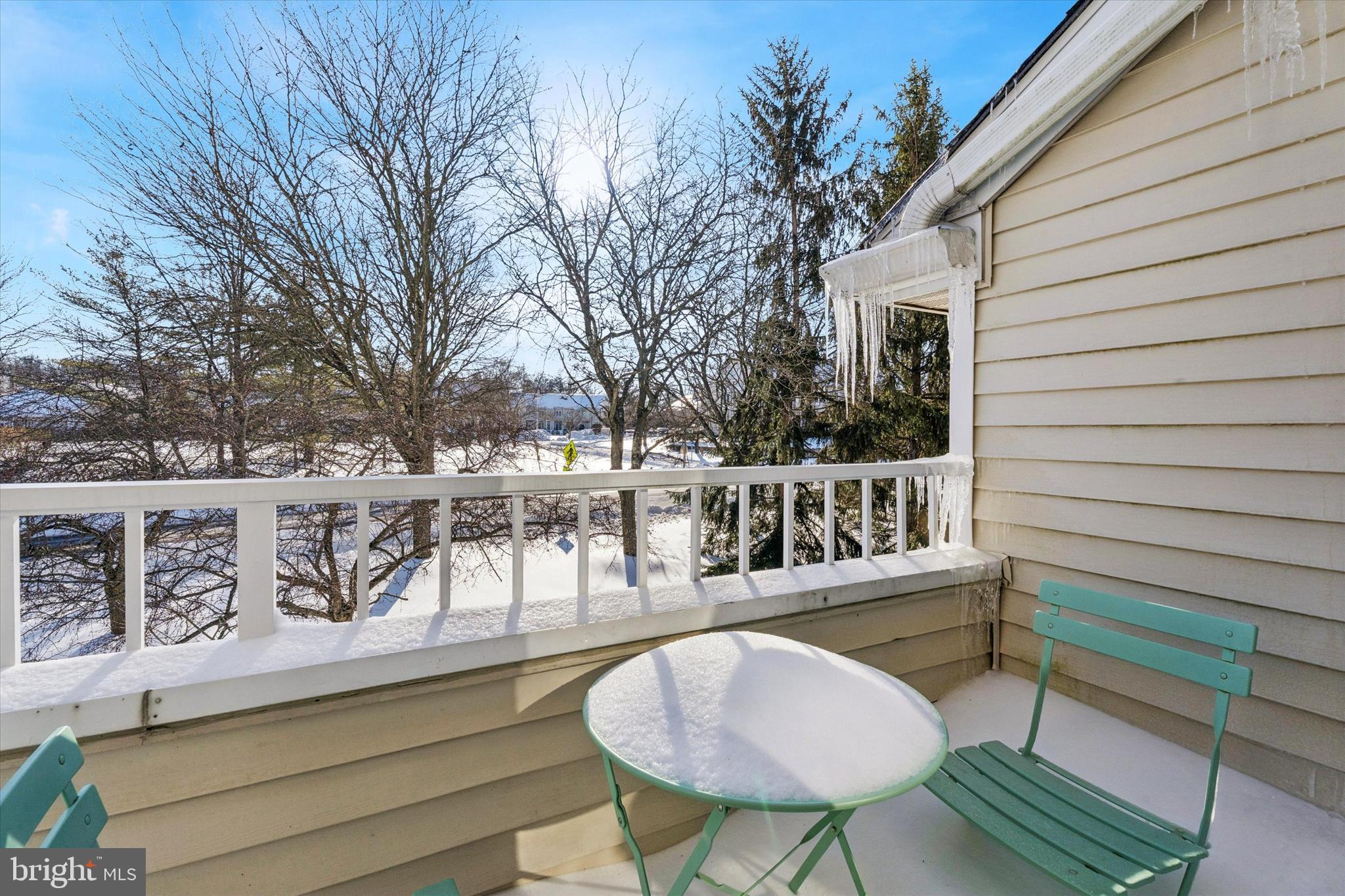 MONTGOMERY PLACE - Residential