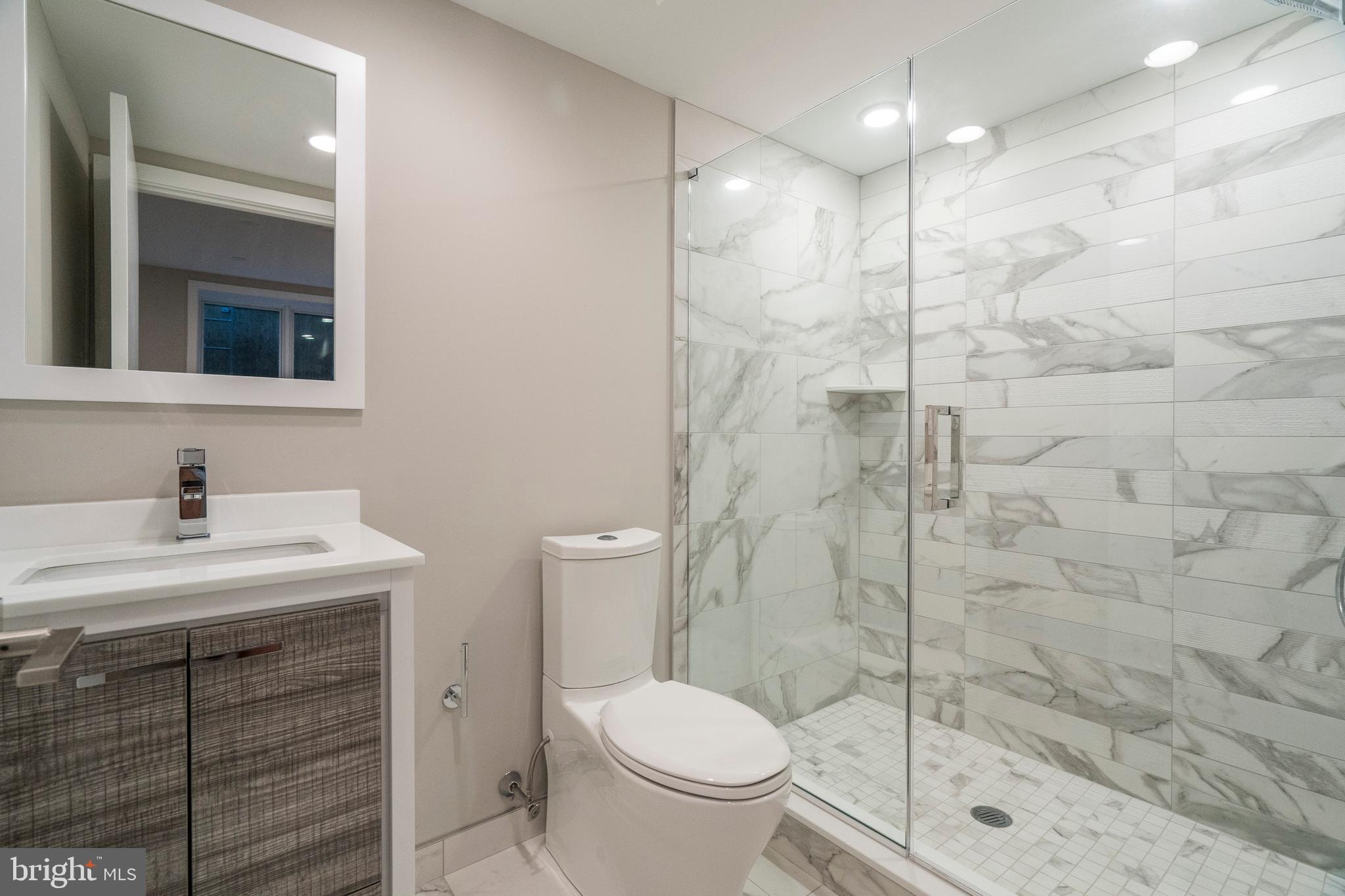 GRADUATE HOSPITAL - Residential Lease