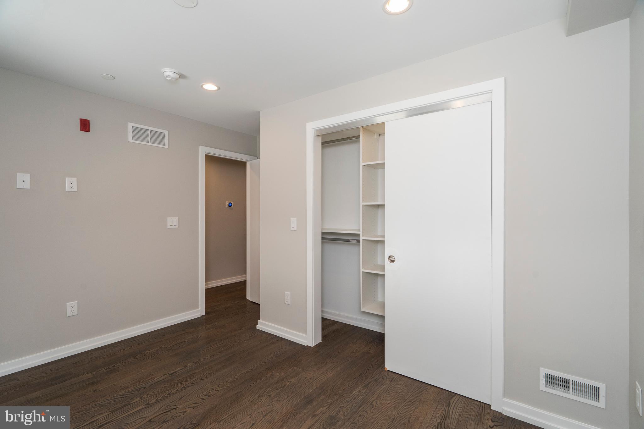 GRADUATE HOSPITAL - Residential Lease