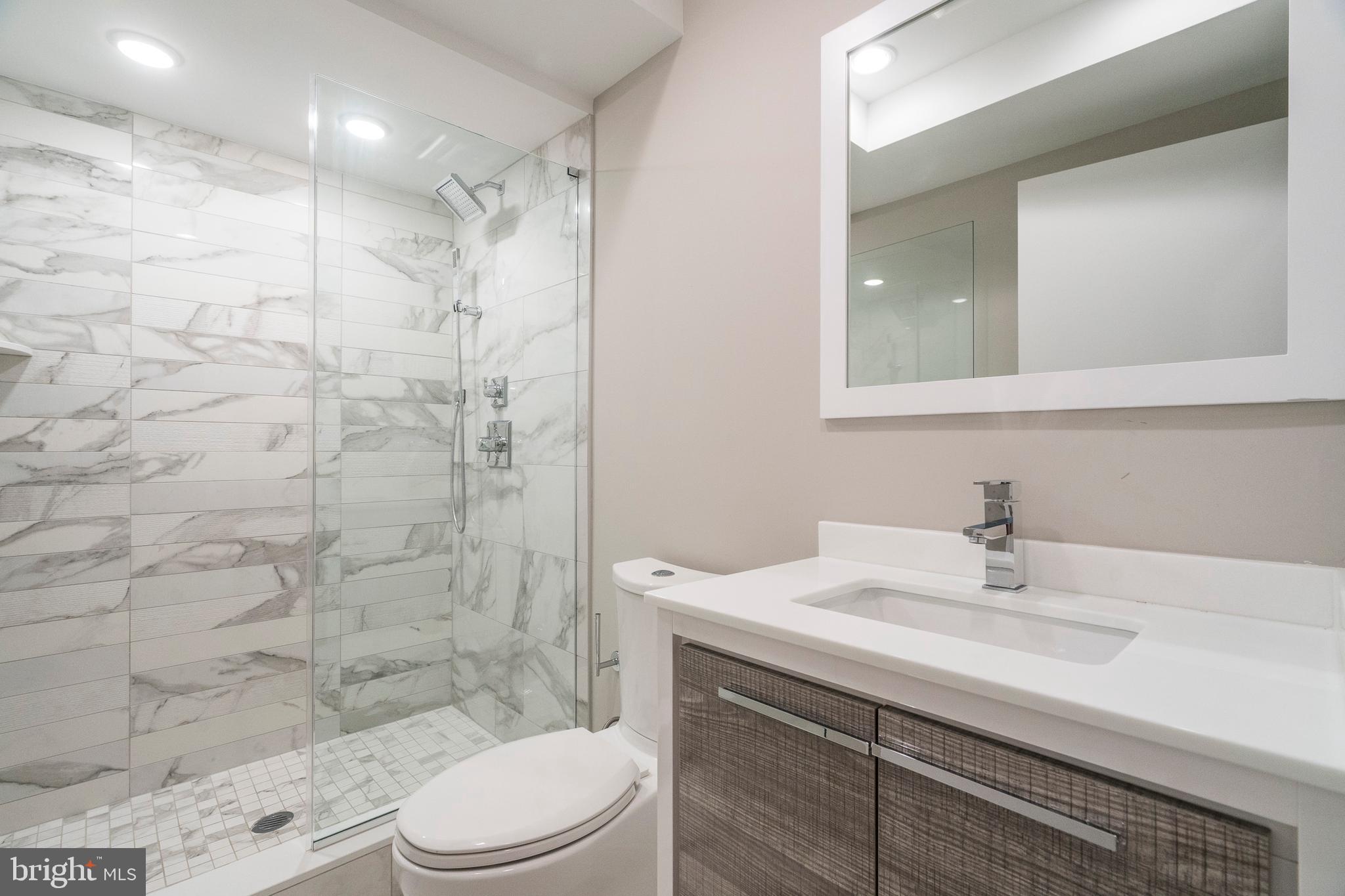 GRADUATE HOSPITAL - Residential Lease