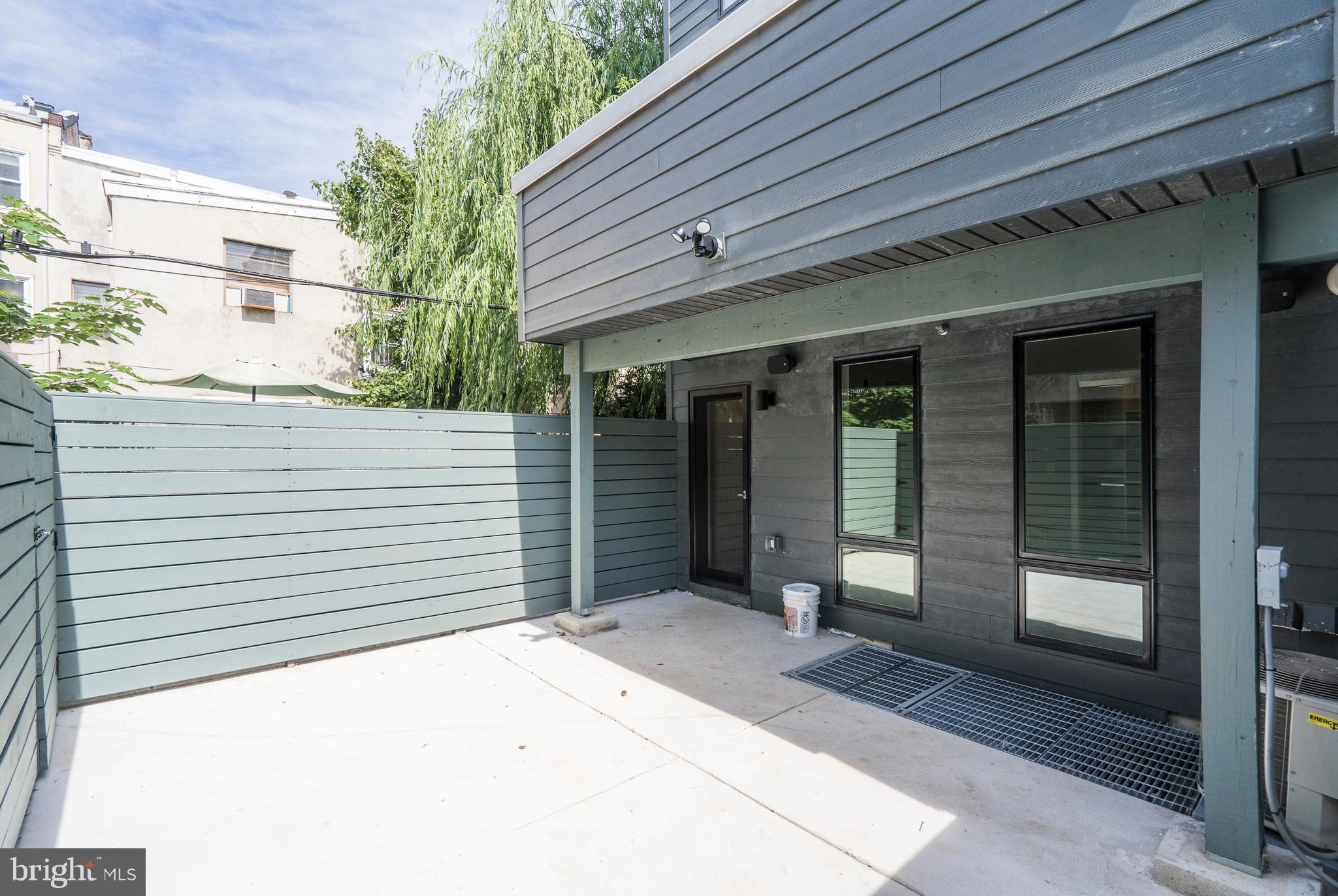 GRADUATE HOSPITAL - Residential Lease