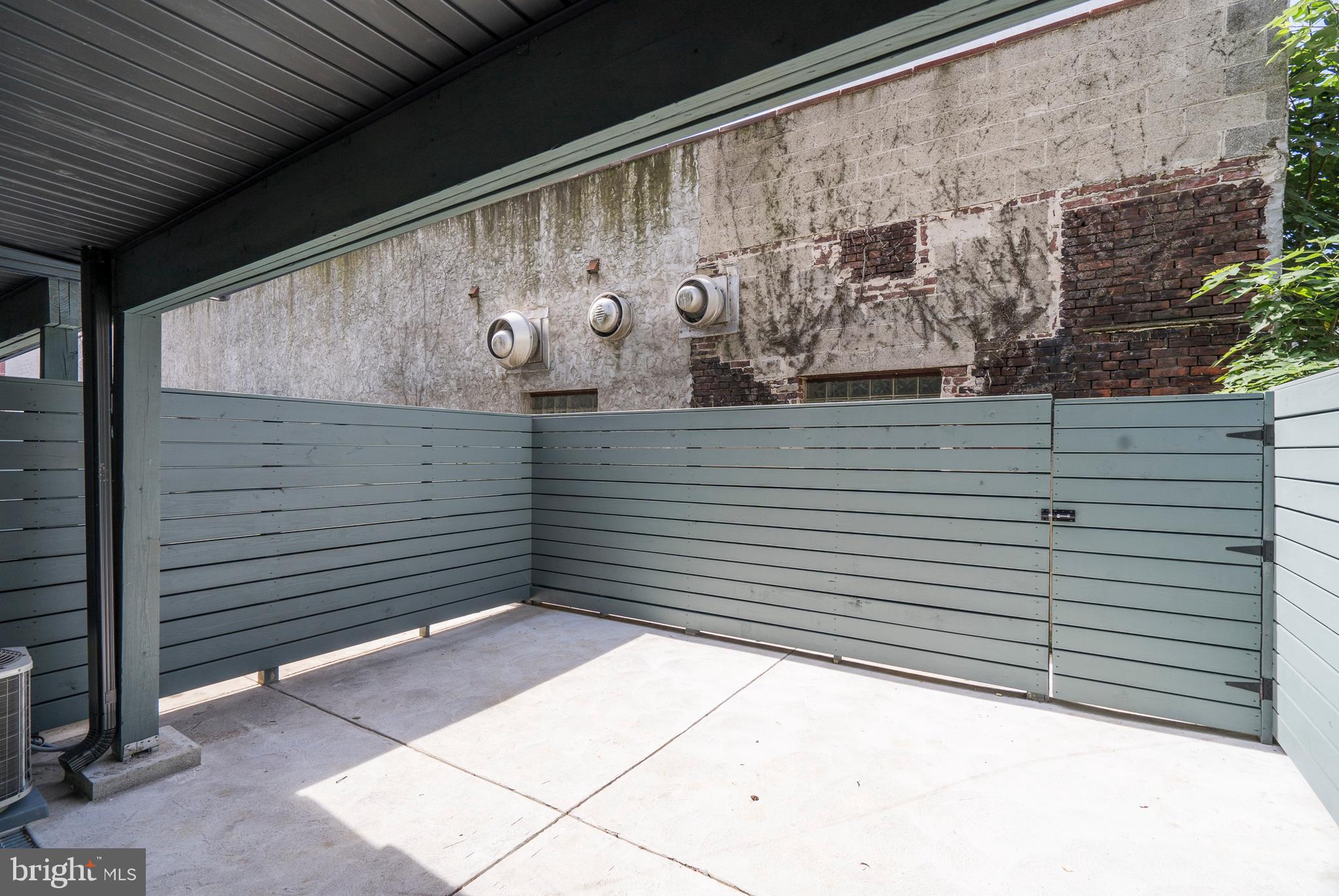 GRADUATE HOSPITAL - Residential Lease