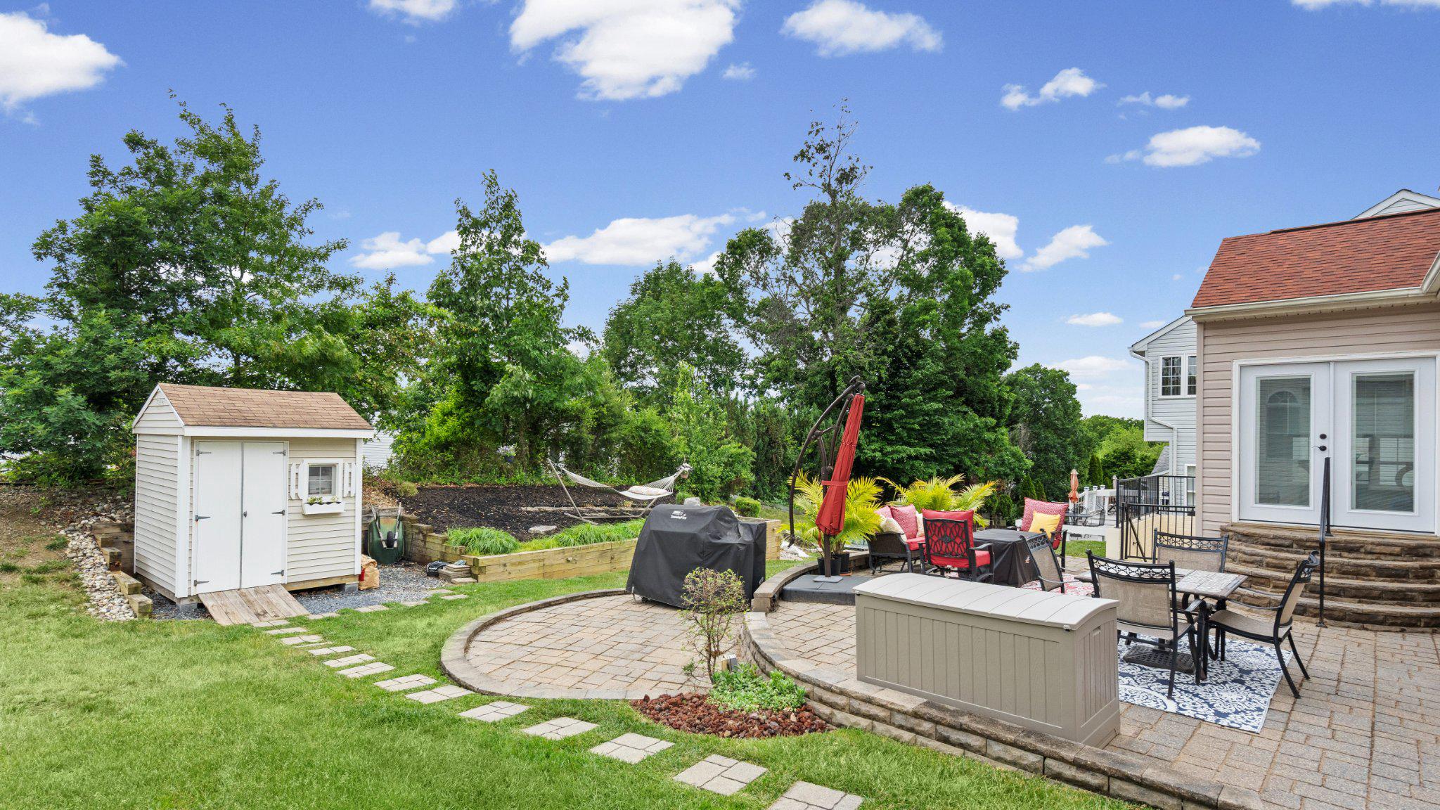 GLEN ARBOR NORTH - Residential