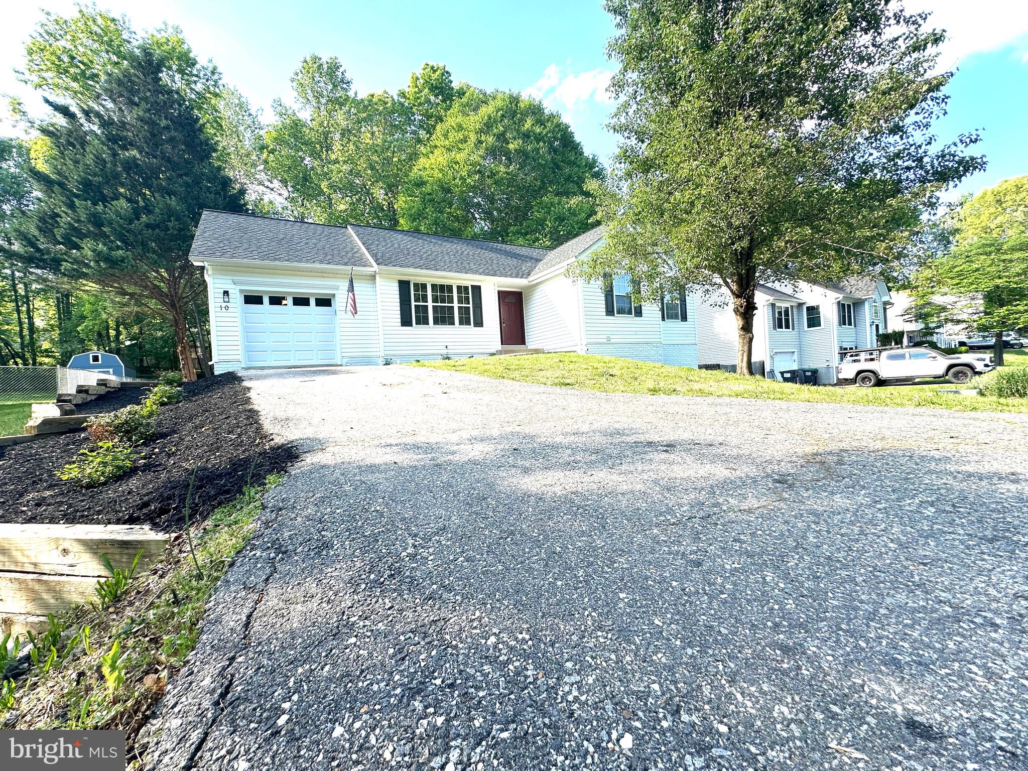 HICKORY RIDGE - Residential