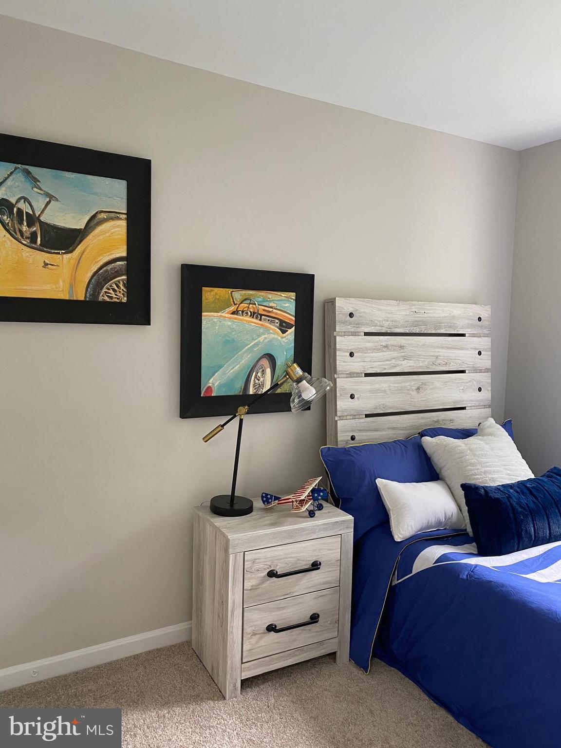 HICKORY RIDGE - Residential