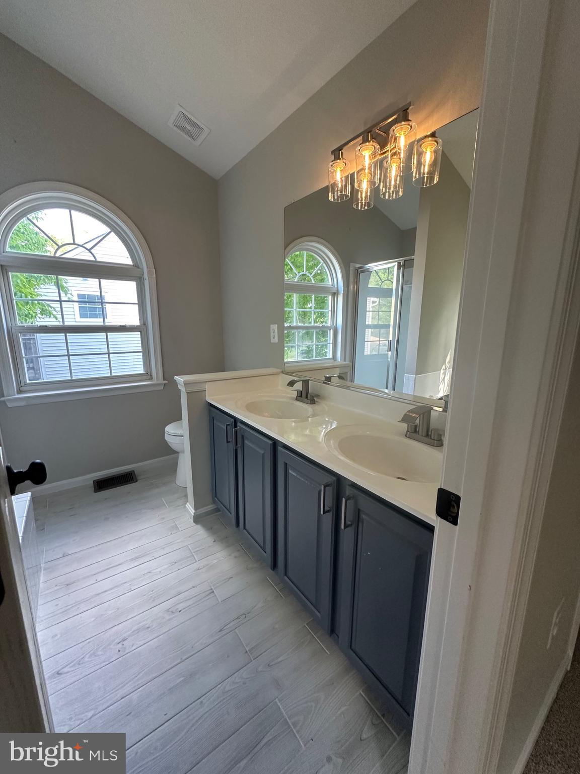 HICKORY RIDGE - Residential