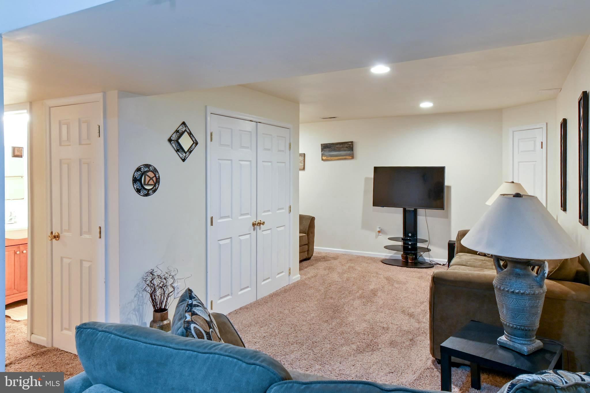 PRENTISS POINT II TOWNHOMES - Residential