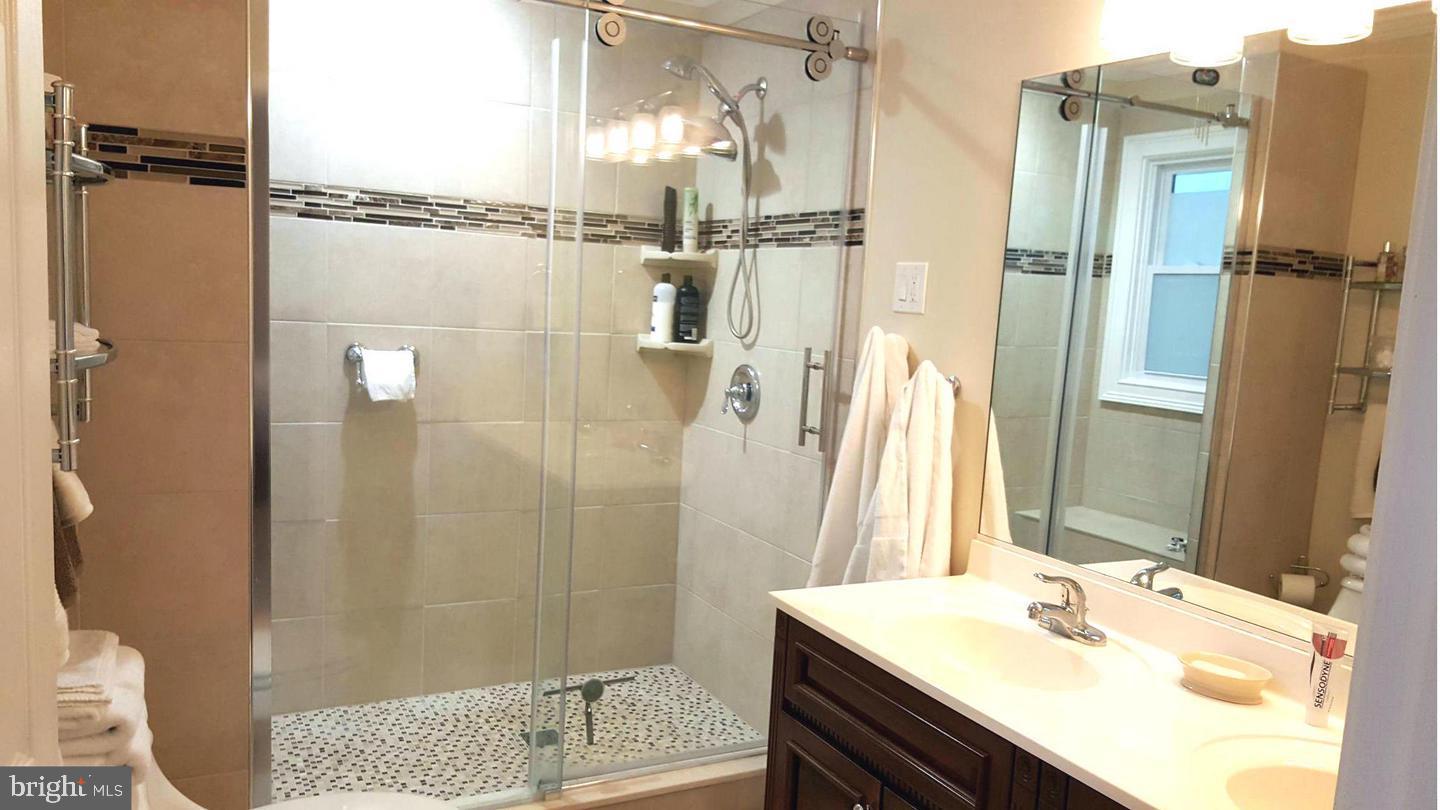 PLANTATION PINES - Residential