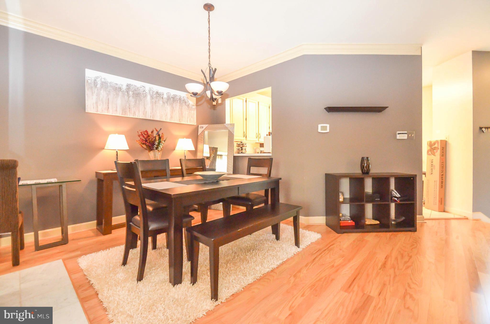 SUMMIT CHASE - Residential