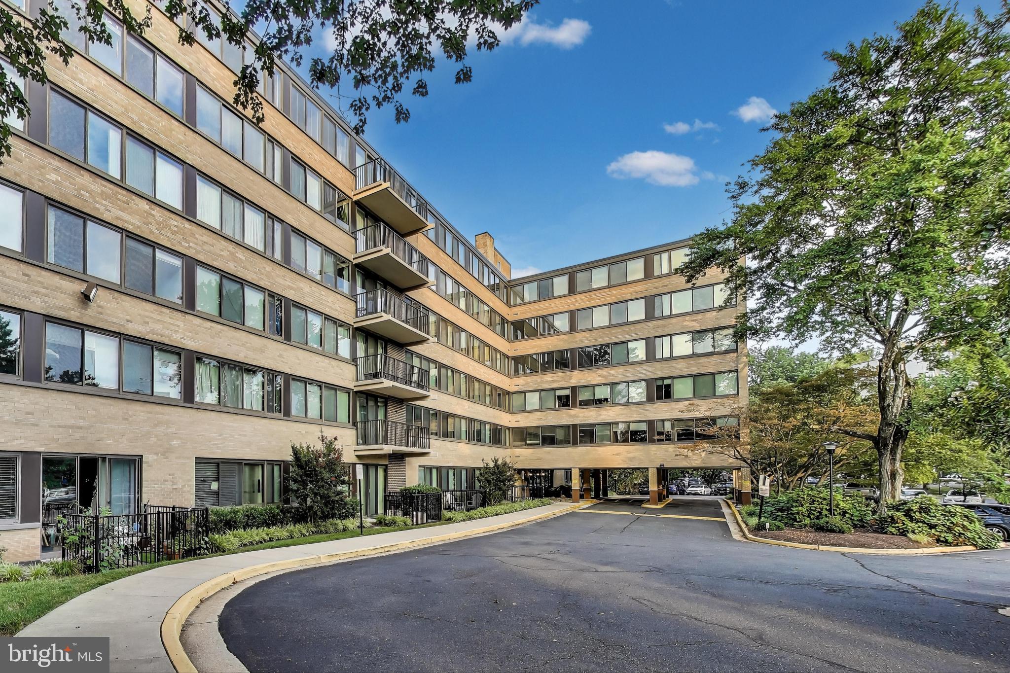 600 ROOSEVELT BOULEVARD 407