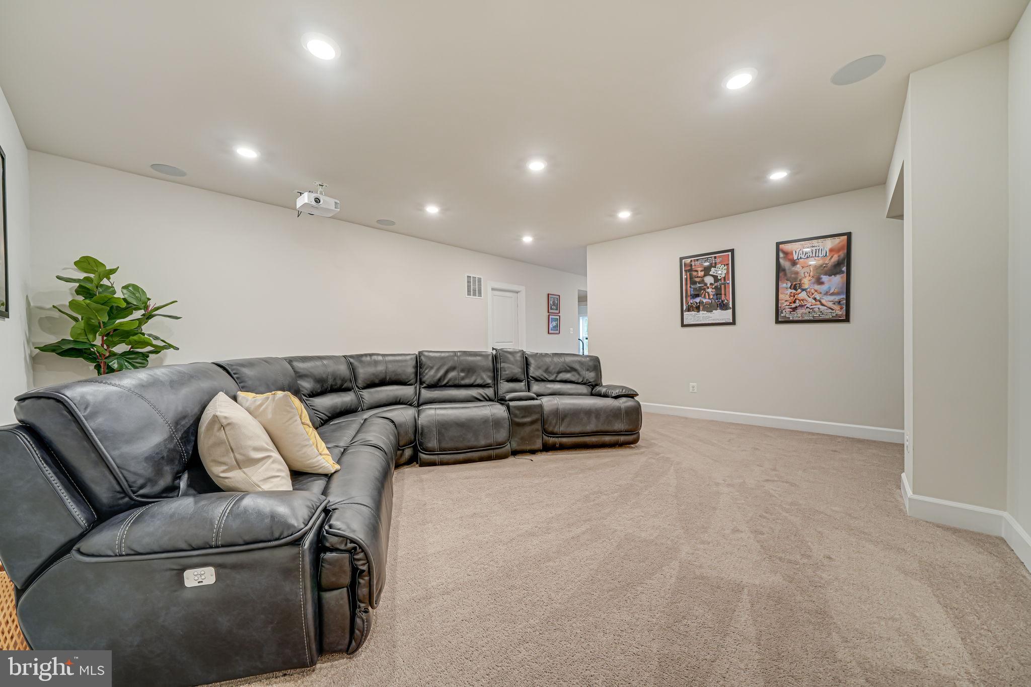 GRANT AT WILLOWSFORD - Residential