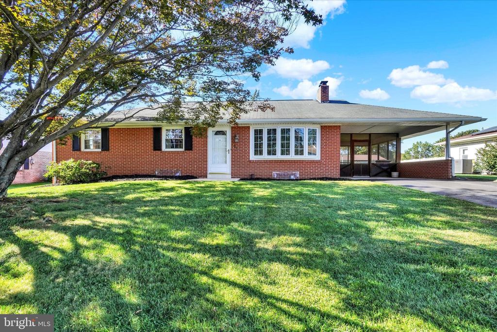 Photo of 210 S 5th Street, MOUNT WOLF, PA 17347 (MLS # PAYK2090288)