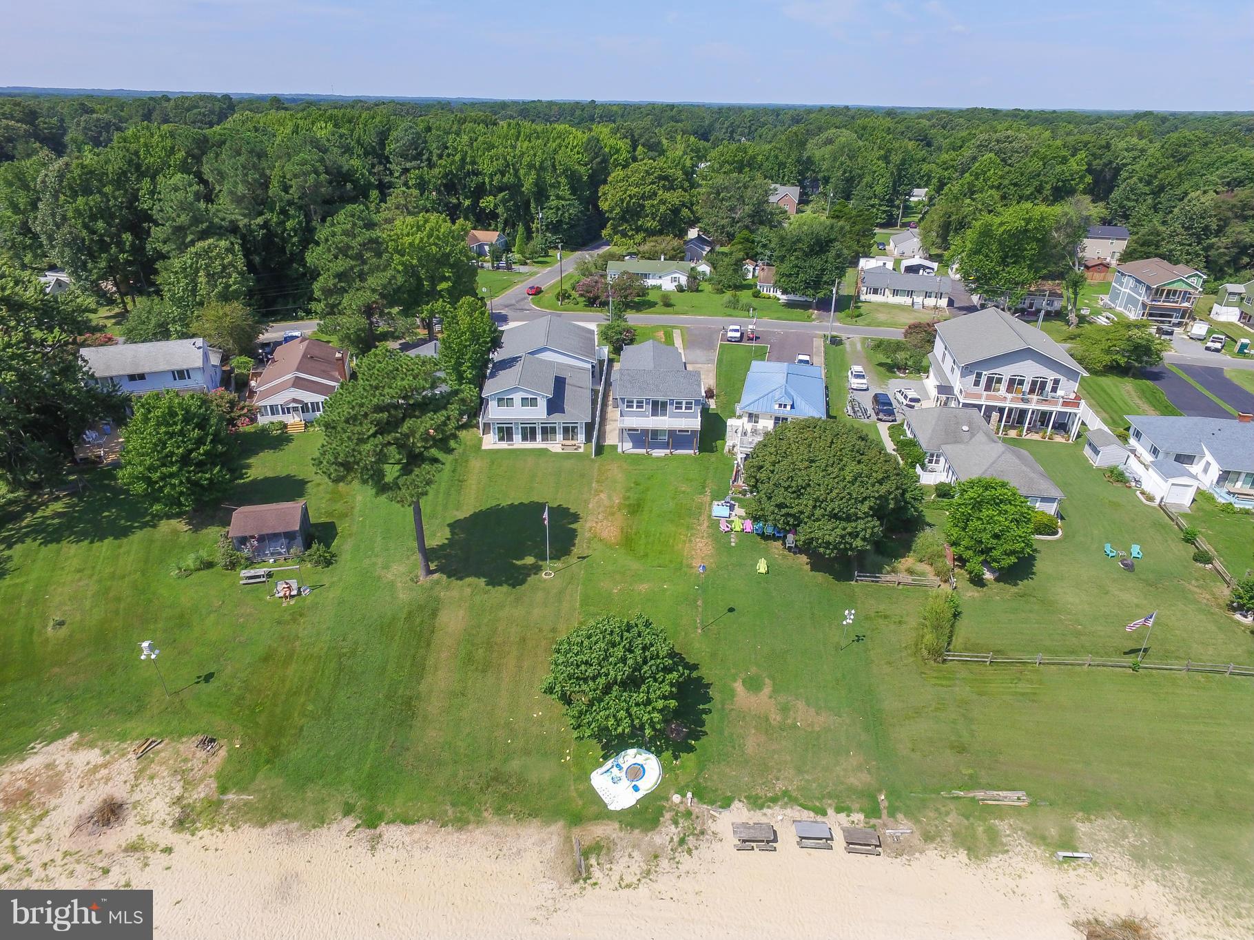 WESTMORELAND SHORES - Residential