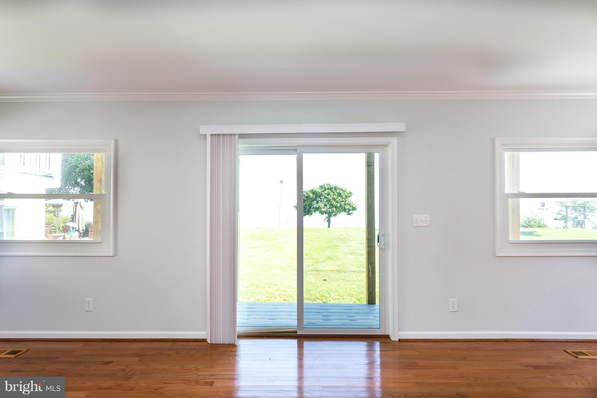 WESTMORELAND SHORES - Residential