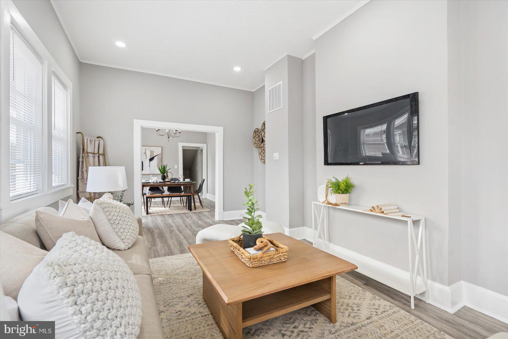 ROGNEL HEIGHTS - Residential