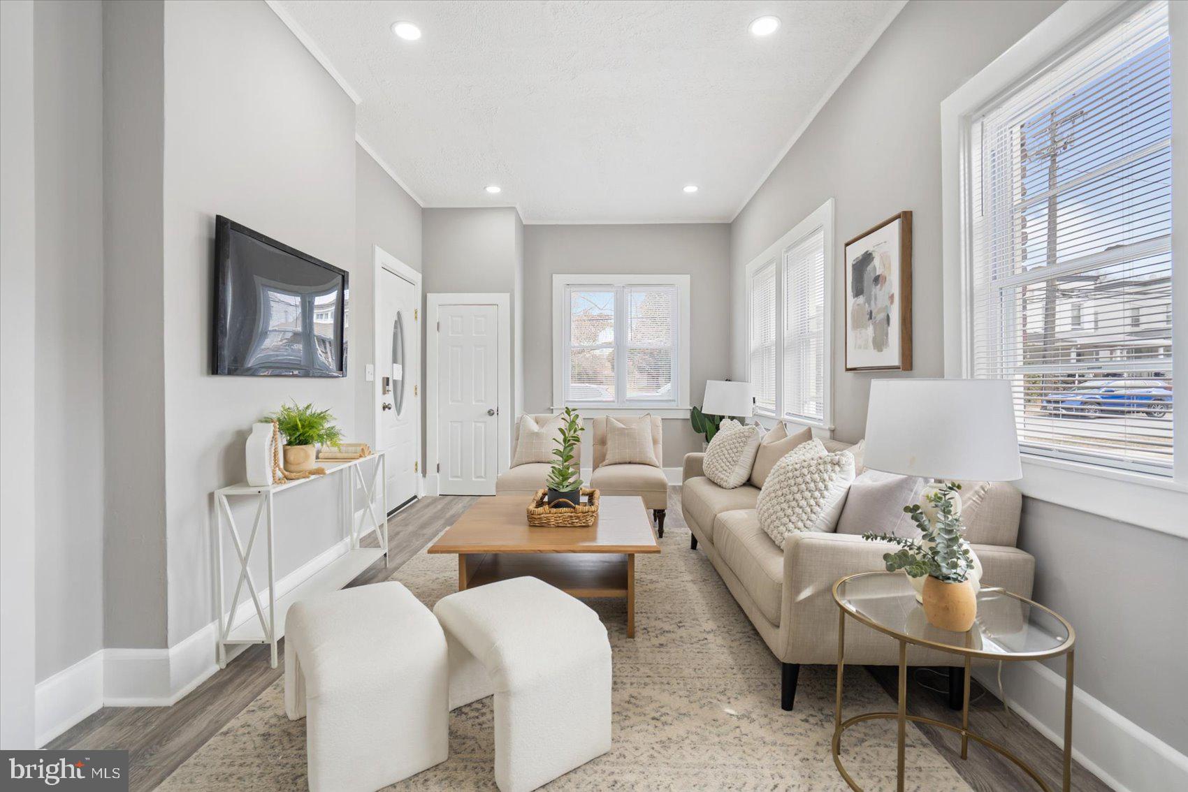 ROGNEL HEIGHTS - Residential