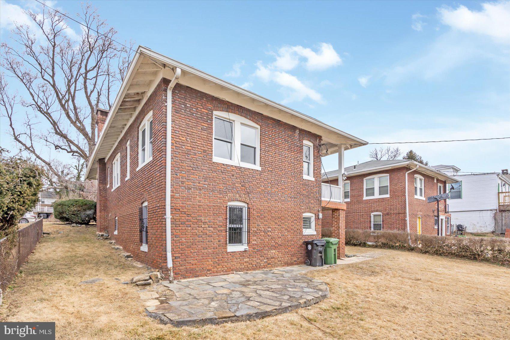 ROGNEL HEIGHTS - Residential