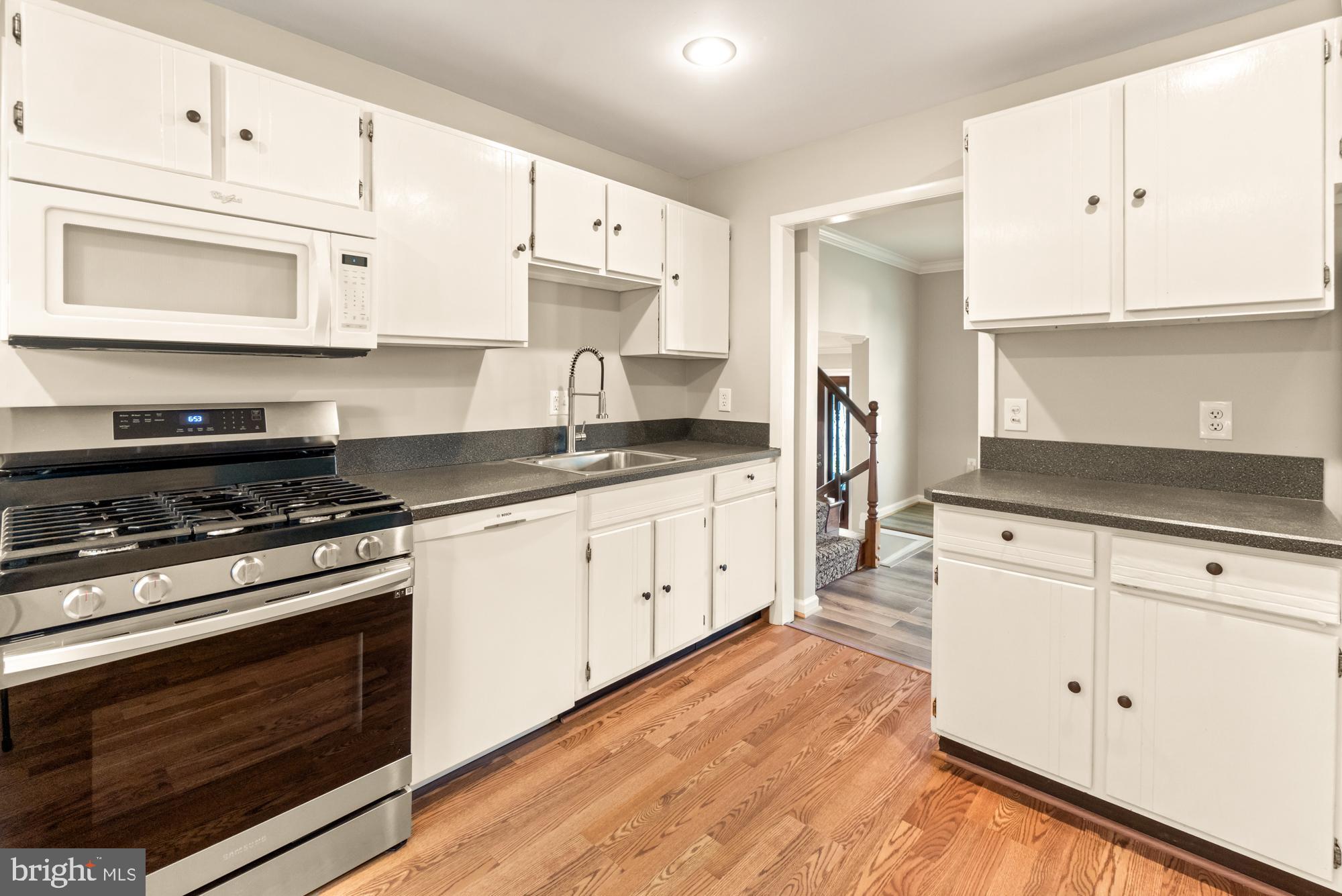 MEADOW PARK - Residential