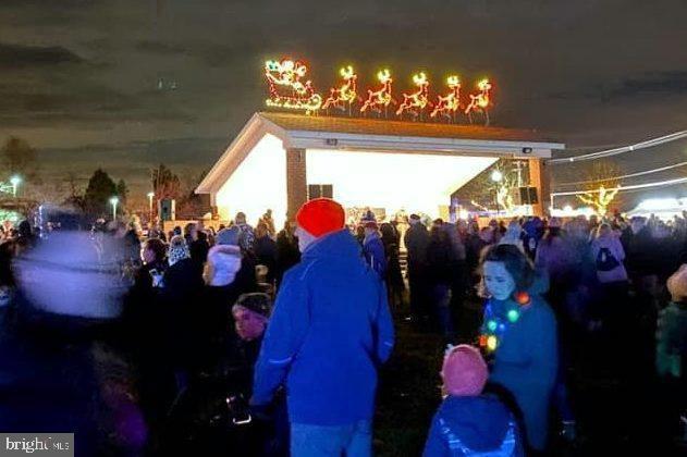 MEADOW PARK - Residential