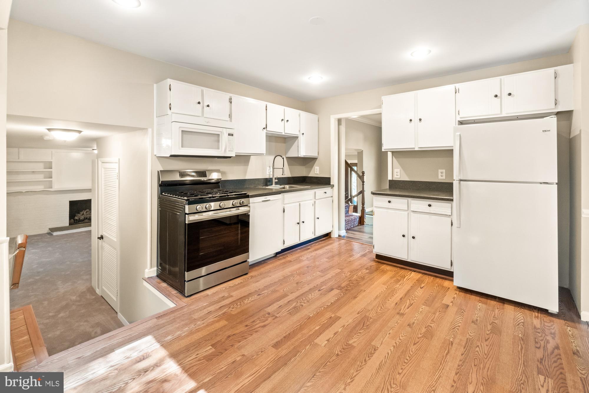 MEADOW PARK - Residential