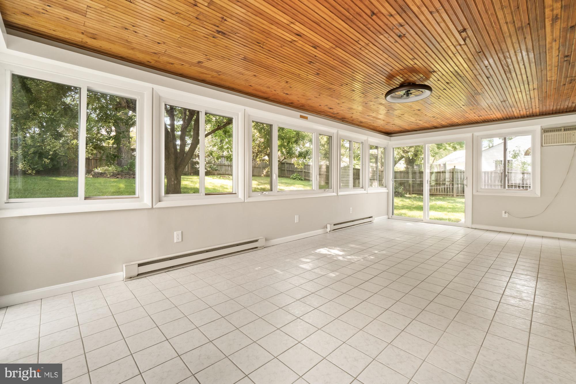 MEADOW PARK - Residential