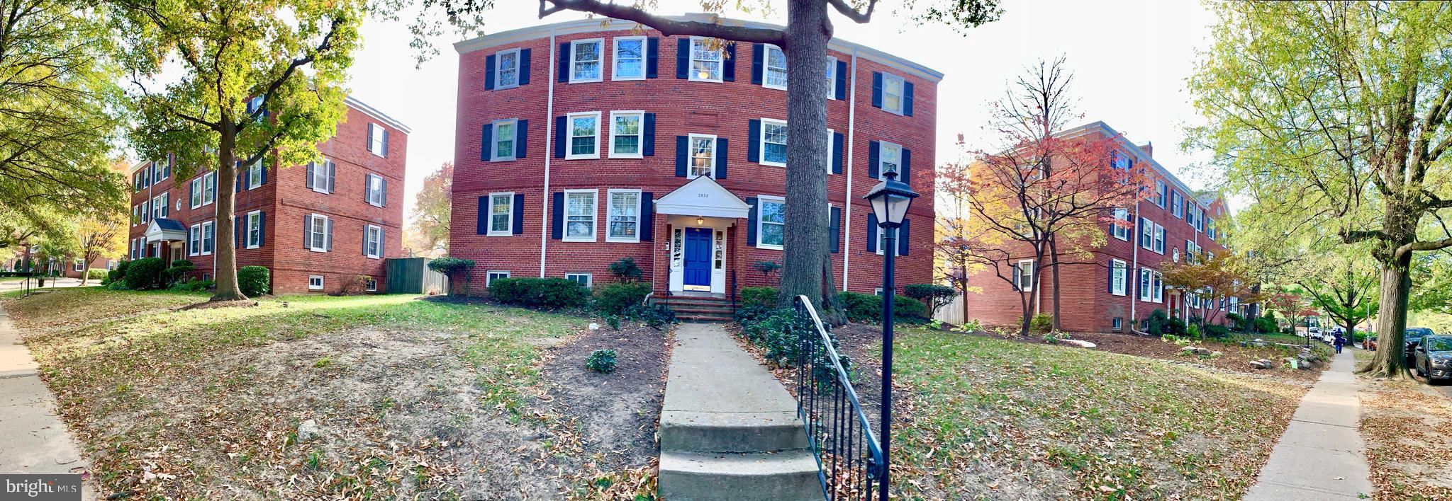 FAIRLINGTON VILLAGE - Residential Lease