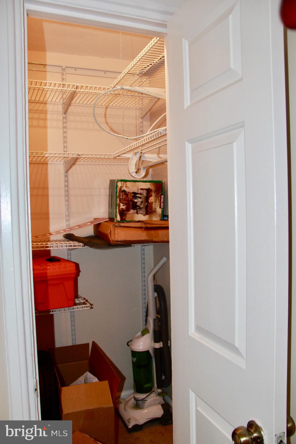 FAIRLINGTON VILLAGE - Residential Lease