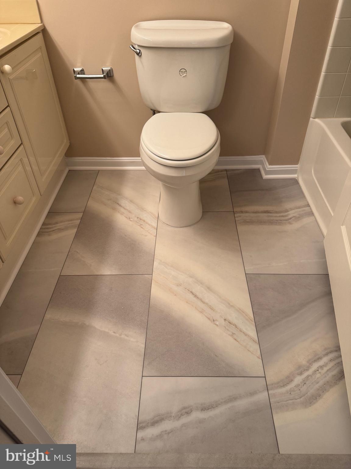 LANSDOWNE WOODS LEISURE WORLD - Residential