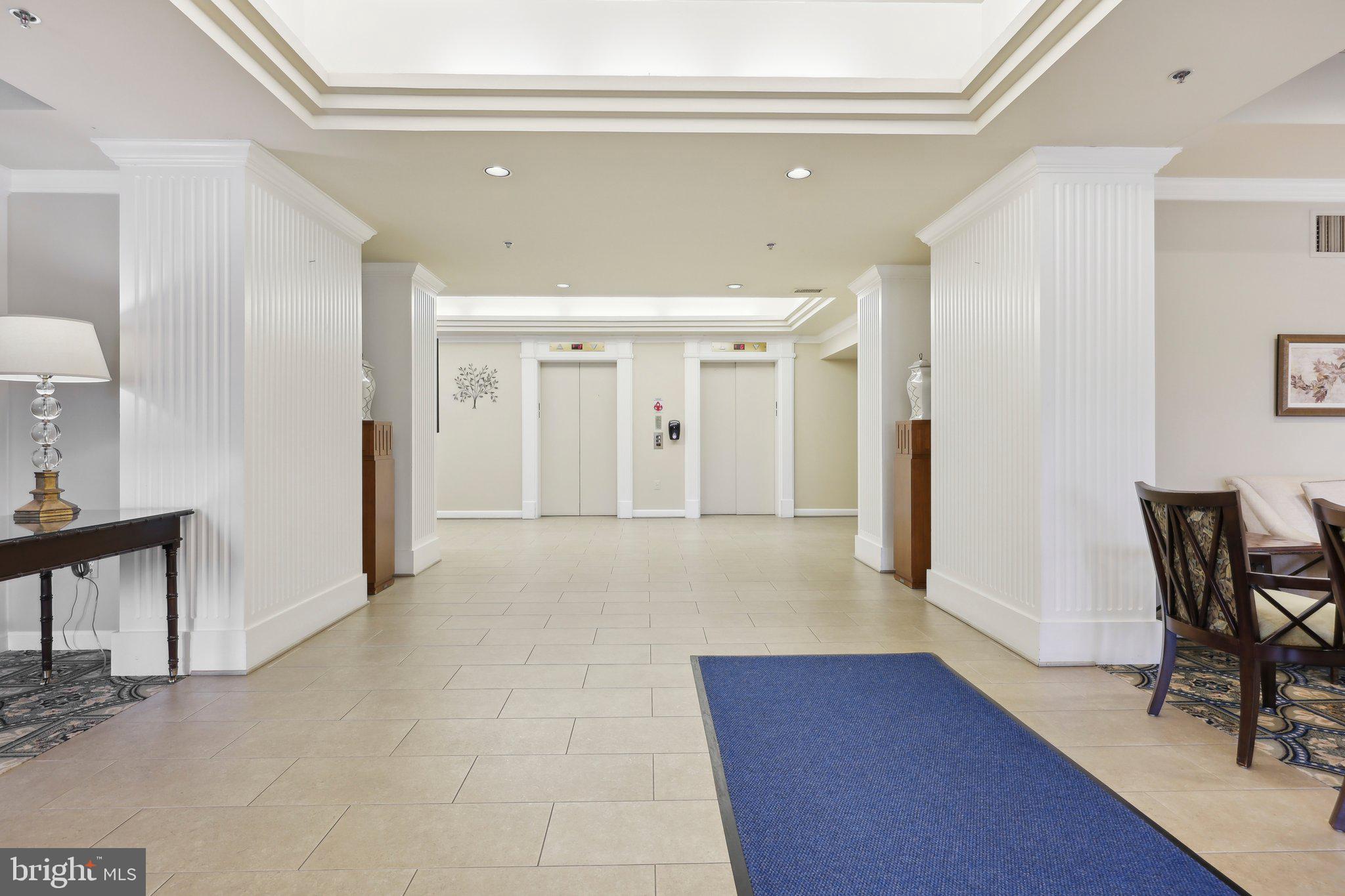 LANSDOWNE WOODS LEISURE WORLD - Residential