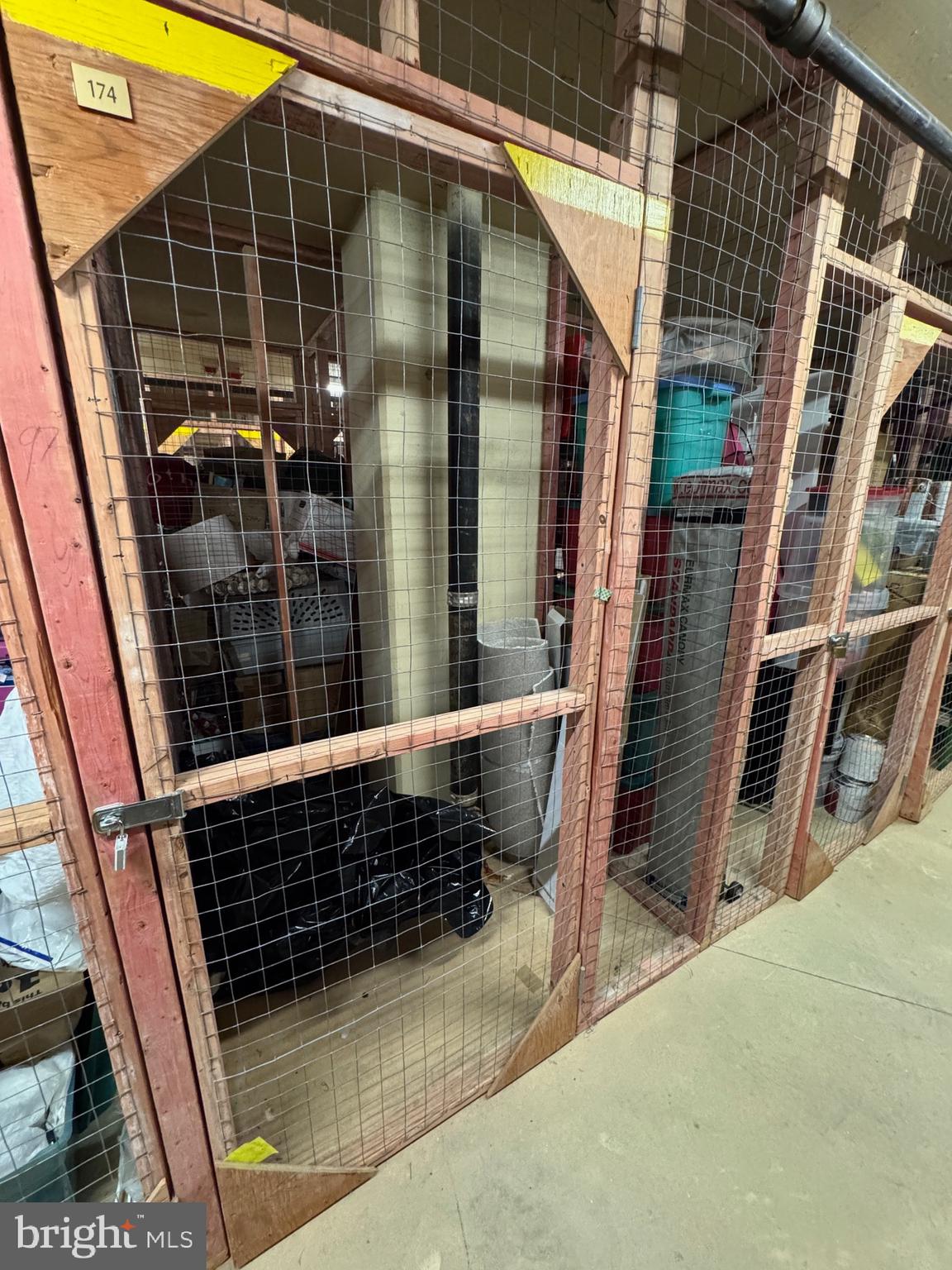 LANSDOWNE WOODS LEISURE WORLD - Residential