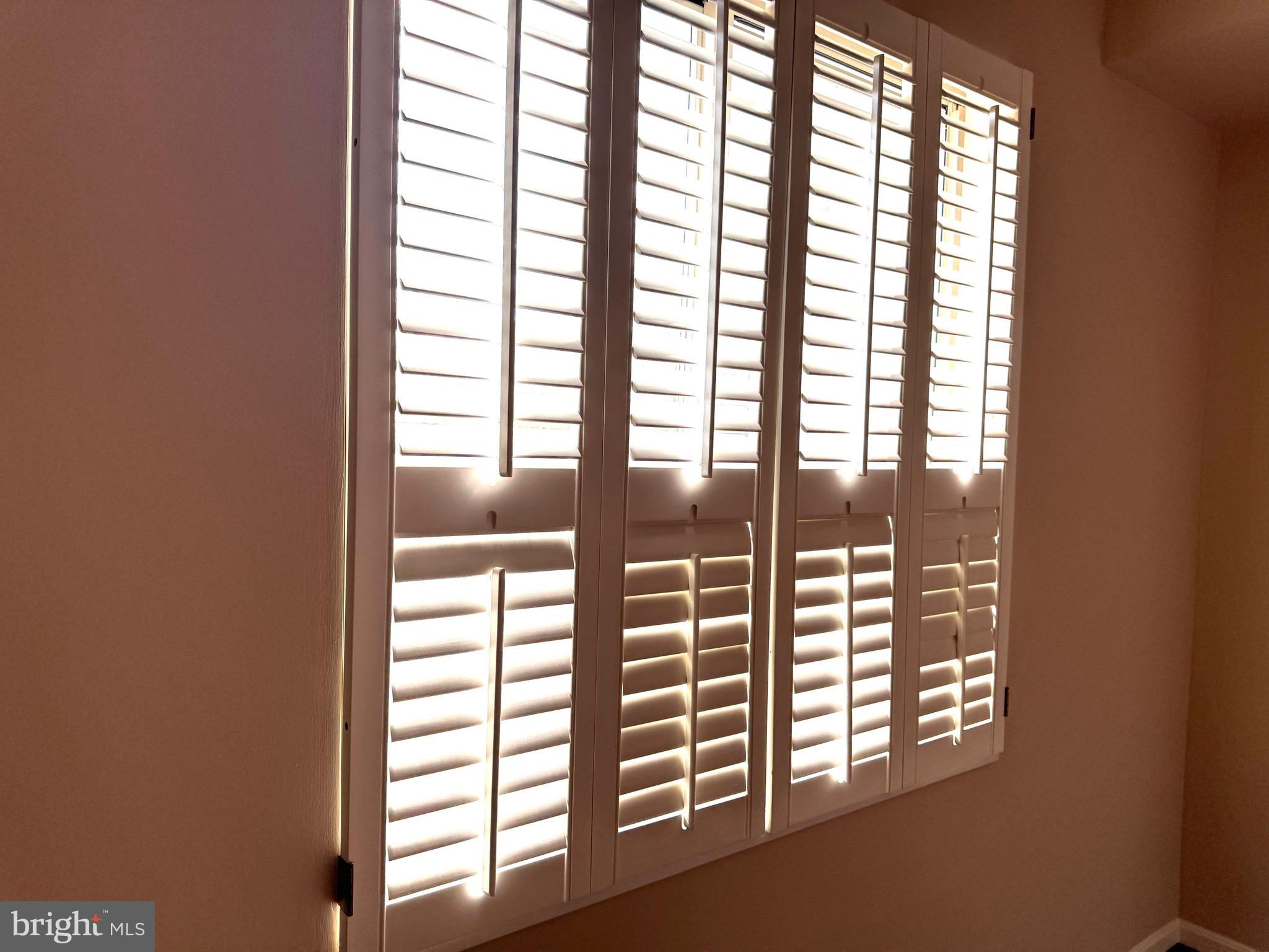 LANSDOWNE WOODS LEISURE WORLD - Residential