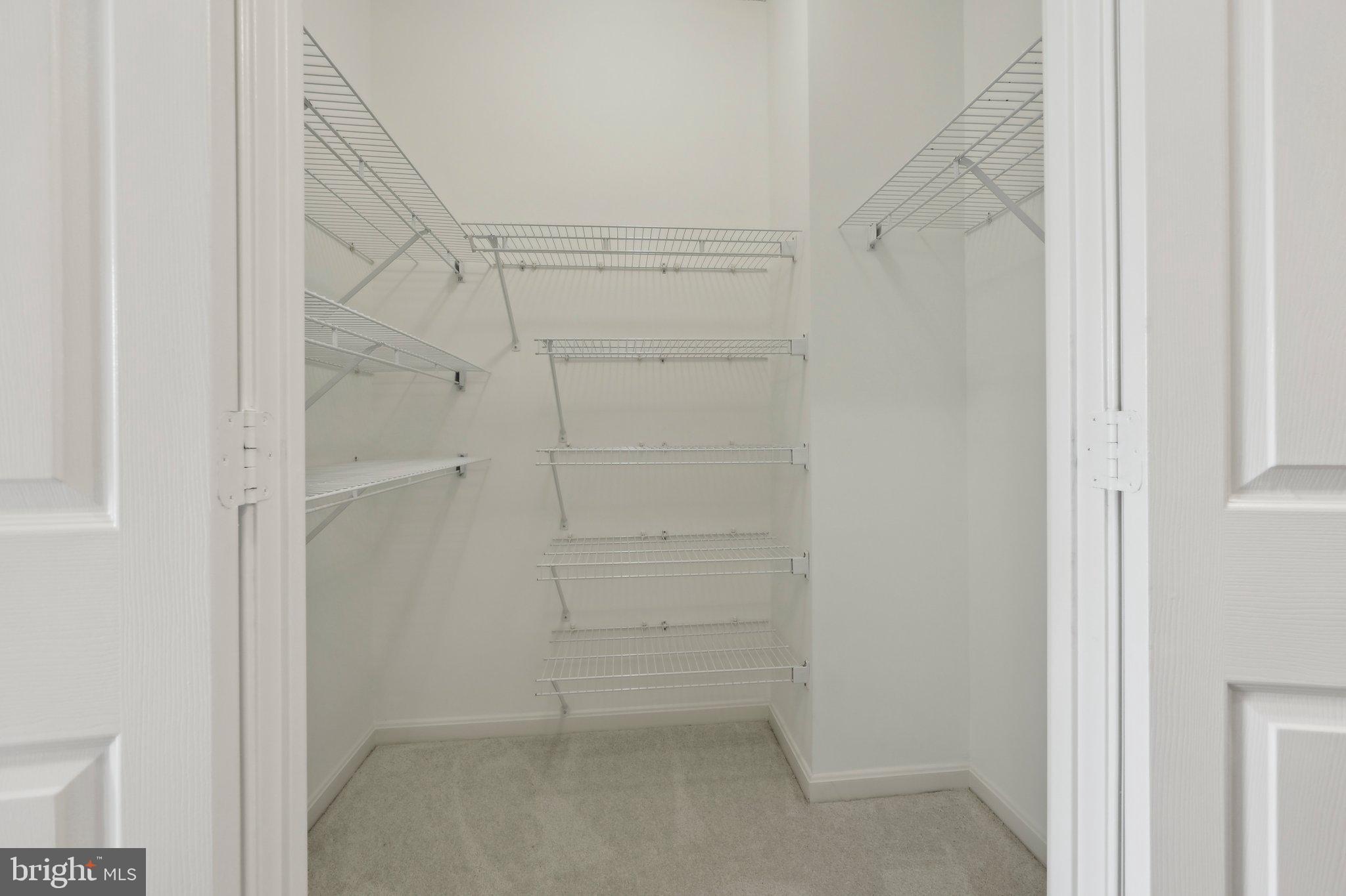 LANSDOWNE WOODS LEISURE WORLD - Residential