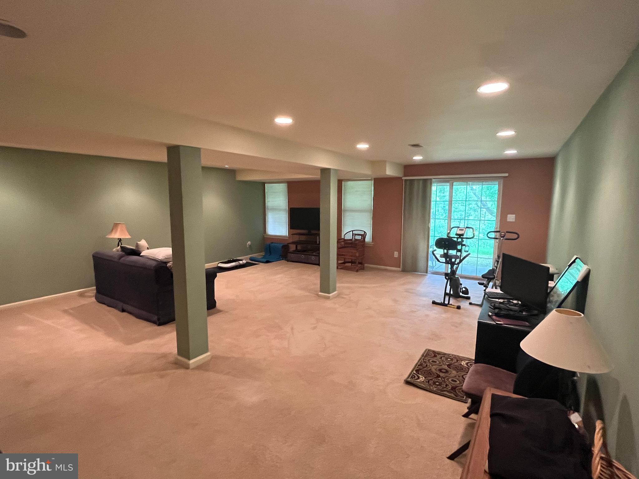 BRANDYWINE @ THORN - Residential