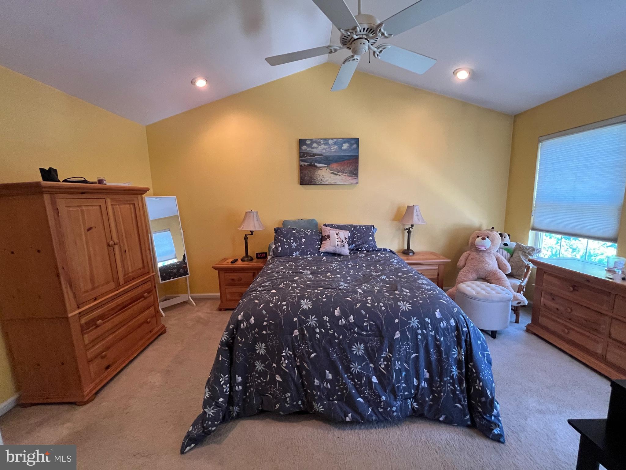 BRANDYWINE @ THORN - Residential