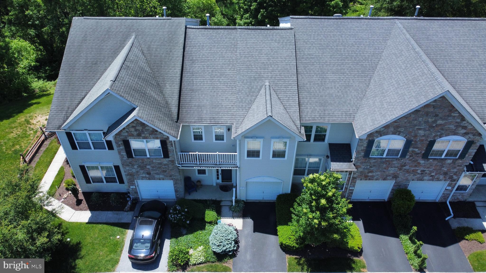 BRANDYWINE @ THORN - Residential