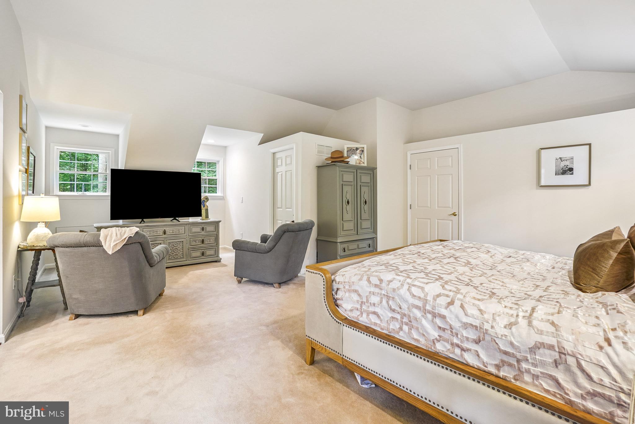 HARBOR HILLS - Residential