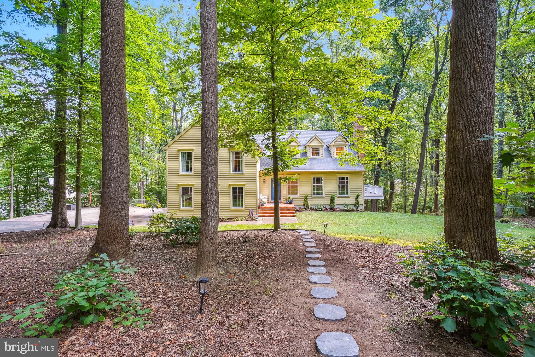 HARBOR HILLS - Residential